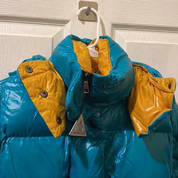 Monclear Turquoise size 1 in ladies - Picture 5 of 8